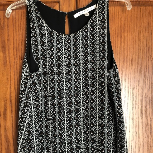 Max Studio Tops - 🌺🌺Max studio l tunic cute pattern🌺🌺🌺